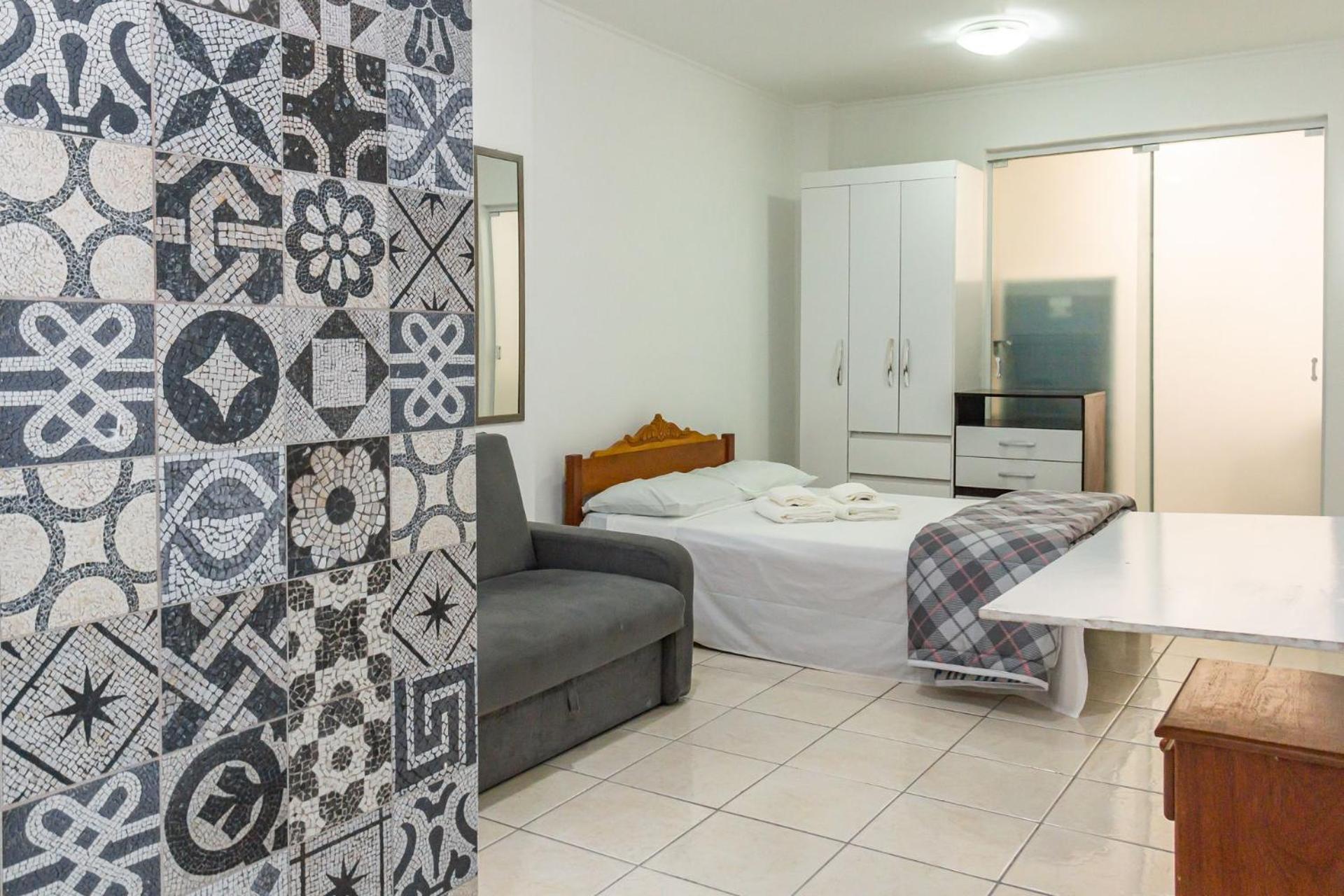 Custo Benefício, 100 metros da Praia em Balneário Camboriú P880 Esterno foto